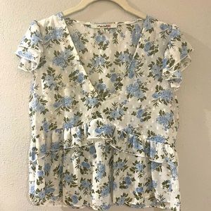 So cute crop blouse by Miss Selfie! Large